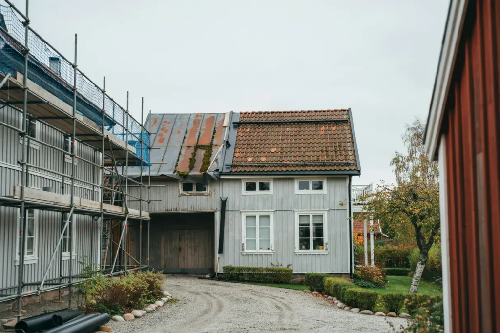 byta h ngr nnor och stupr r p villa tecken p slitage materialval och smart planering f r r tt avvattning